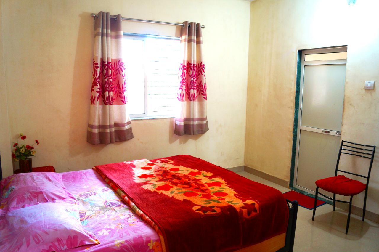 Sadguru Sadan Appartement Panchgani Buitenkant foto
